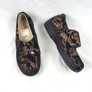 Alegria Lauryn‎ Black Leather Metallic Floral Shoe